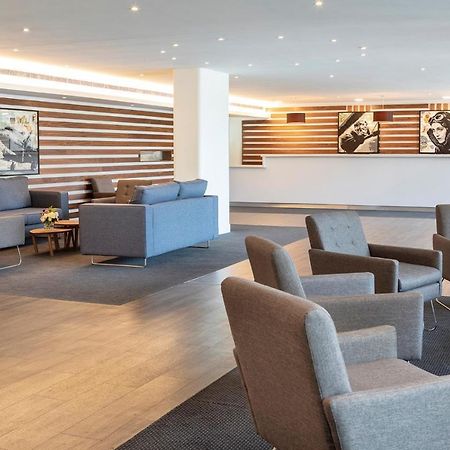 St Giles Heathrow - A St Giles Hotel Feltham Екстер'єр фото