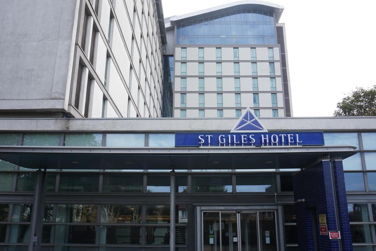 St Giles Heathrow - A St Giles Hotel Feltham Екстер'єр фото