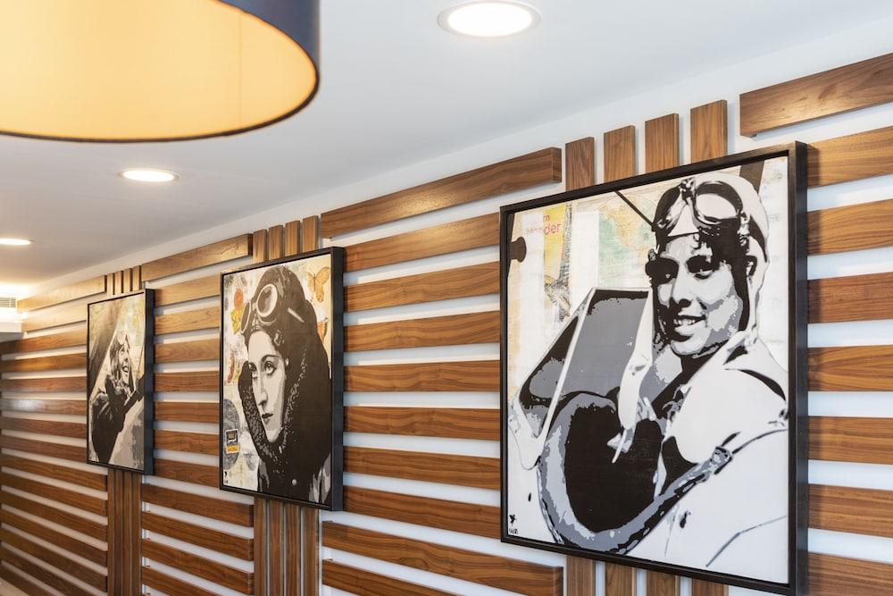 St Giles Heathrow - A St Giles Hotel Feltham Екстер'єр фото