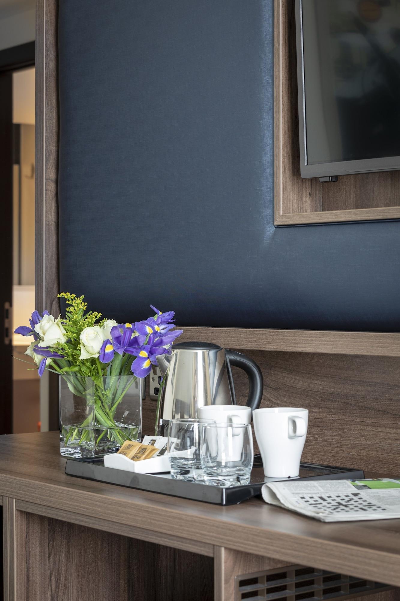St Giles Heathrow - A St Giles Hotel Feltham Екстер'єр фото