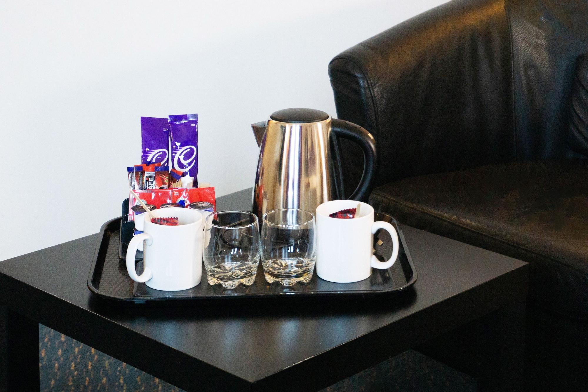 St Giles Heathrow - A St Giles Hotel Feltham Екстер'єр фото