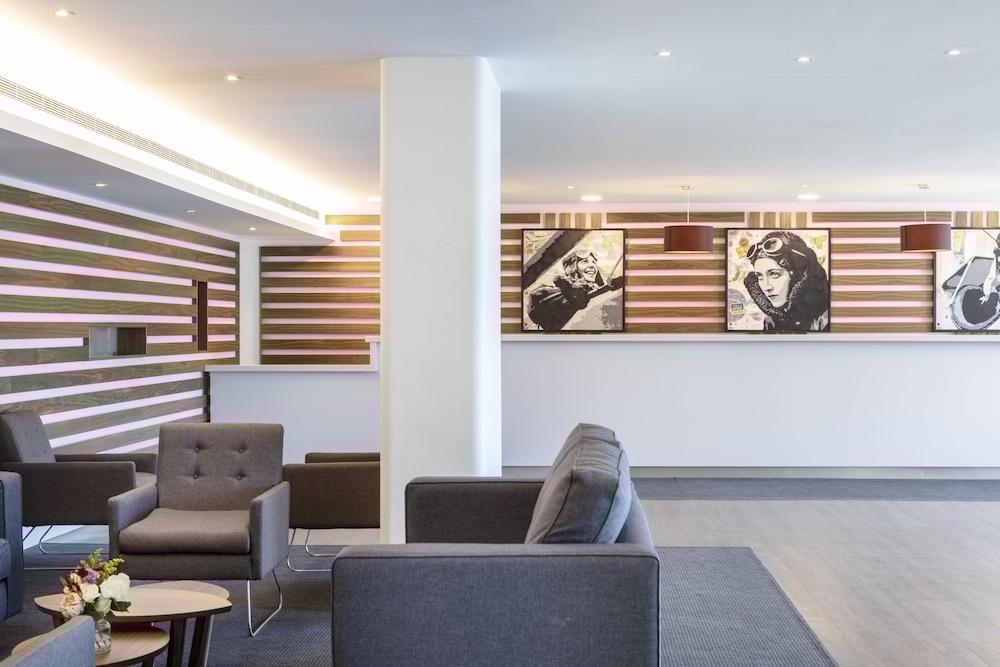 St Giles Heathrow - A St Giles Hotel Feltham Екстер'єр фото