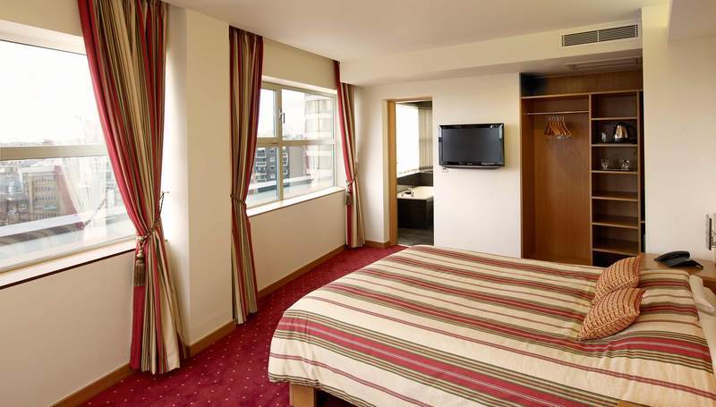 St Giles Heathrow - A St Giles Hotel Feltham Екстер'єр фото