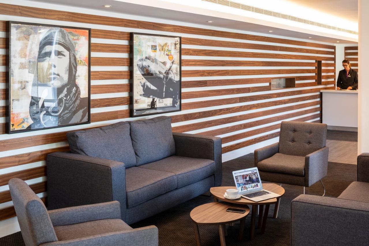 St Giles Heathrow - A St Giles Hotel Feltham Екстер'єр фото