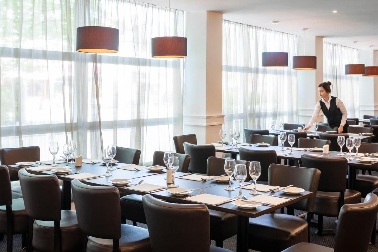 St Giles Heathrow - A St Giles Hotel Feltham Екстер'єр фото