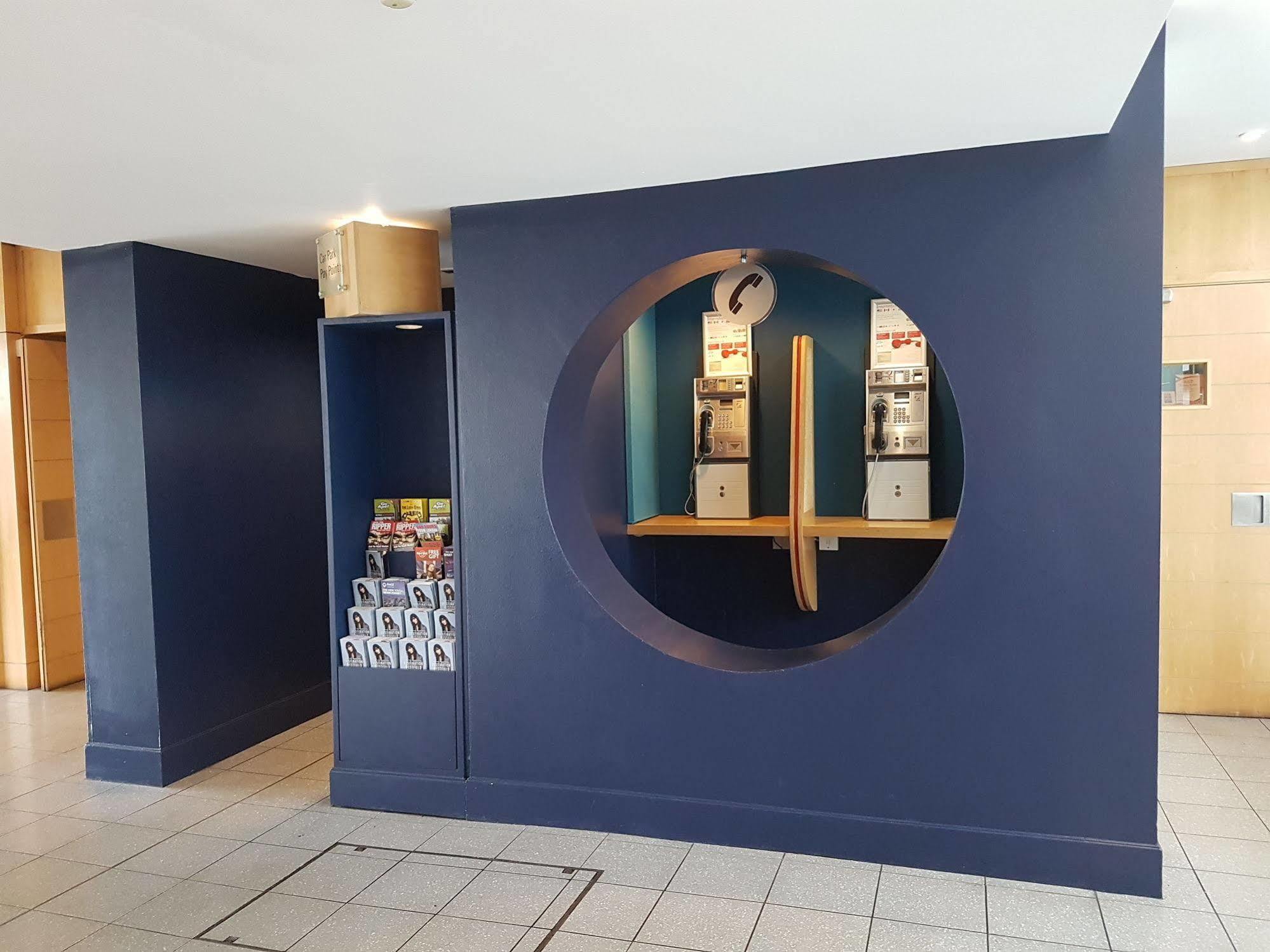 St Giles Heathrow - A St Giles Hotel Feltham Екстер'єр фото