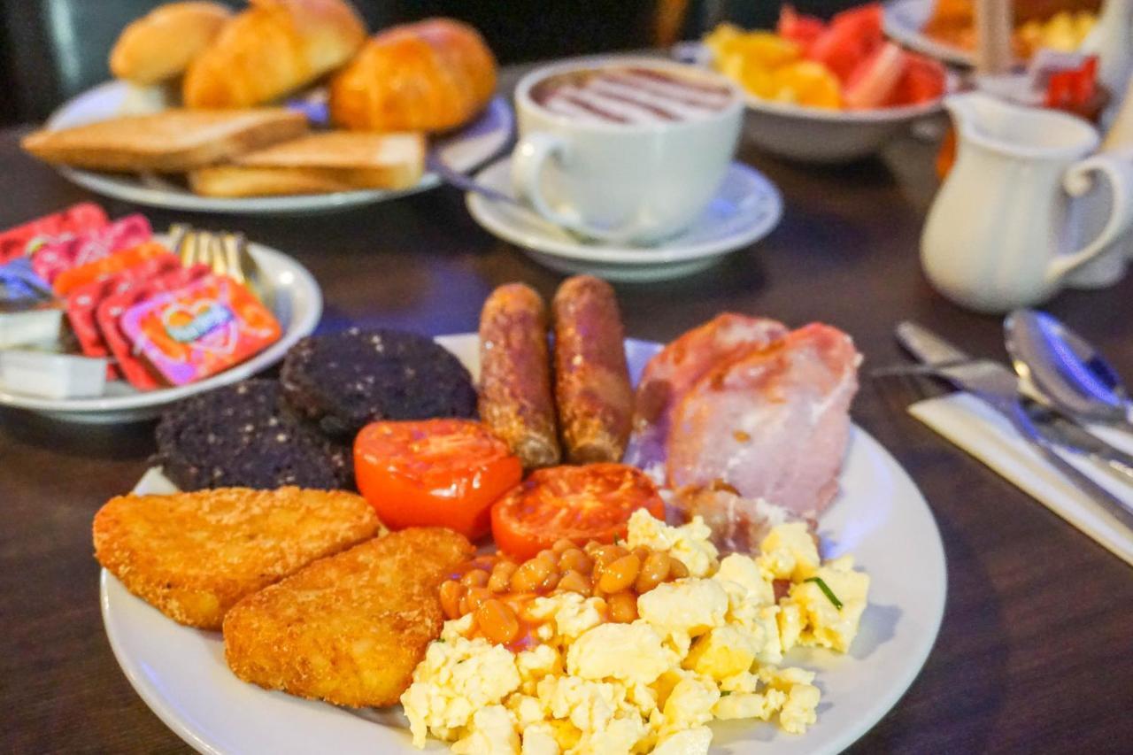 St Giles Heathrow - A St Giles Hotel Feltham Екстер'єр фото