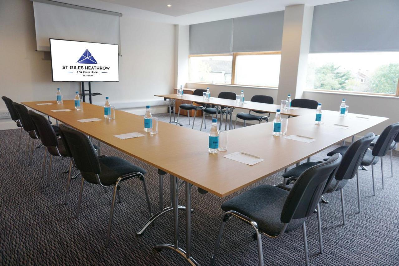 St Giles Heathrow - A St Giles Hotel Feltham Екстер'єр фото
