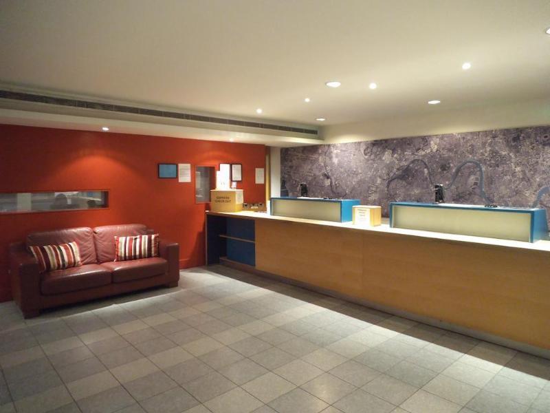 St Giles Heathrow - A St Giles Hotel Feltham Екстер'єр фото